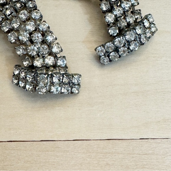 Vintage Rhinestone Dangle Drip Clip-on Earrings - Picture 4 of 9